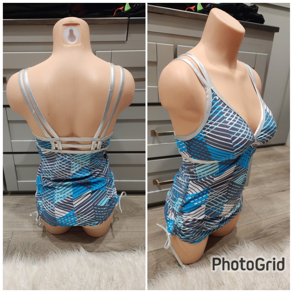 Free Country Blue Gray White Geometric Tankini Swim Top